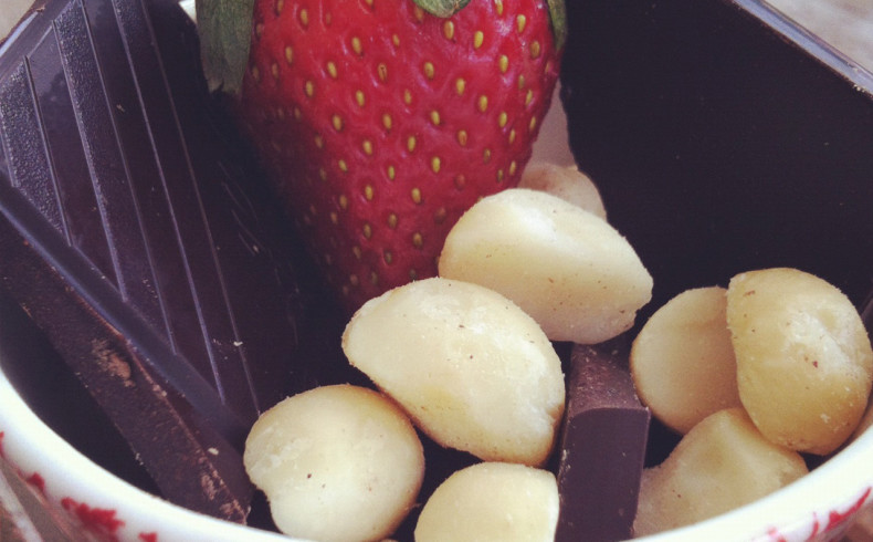 EYH MEMBER RECIPE: Dark Chocolate Strawberries